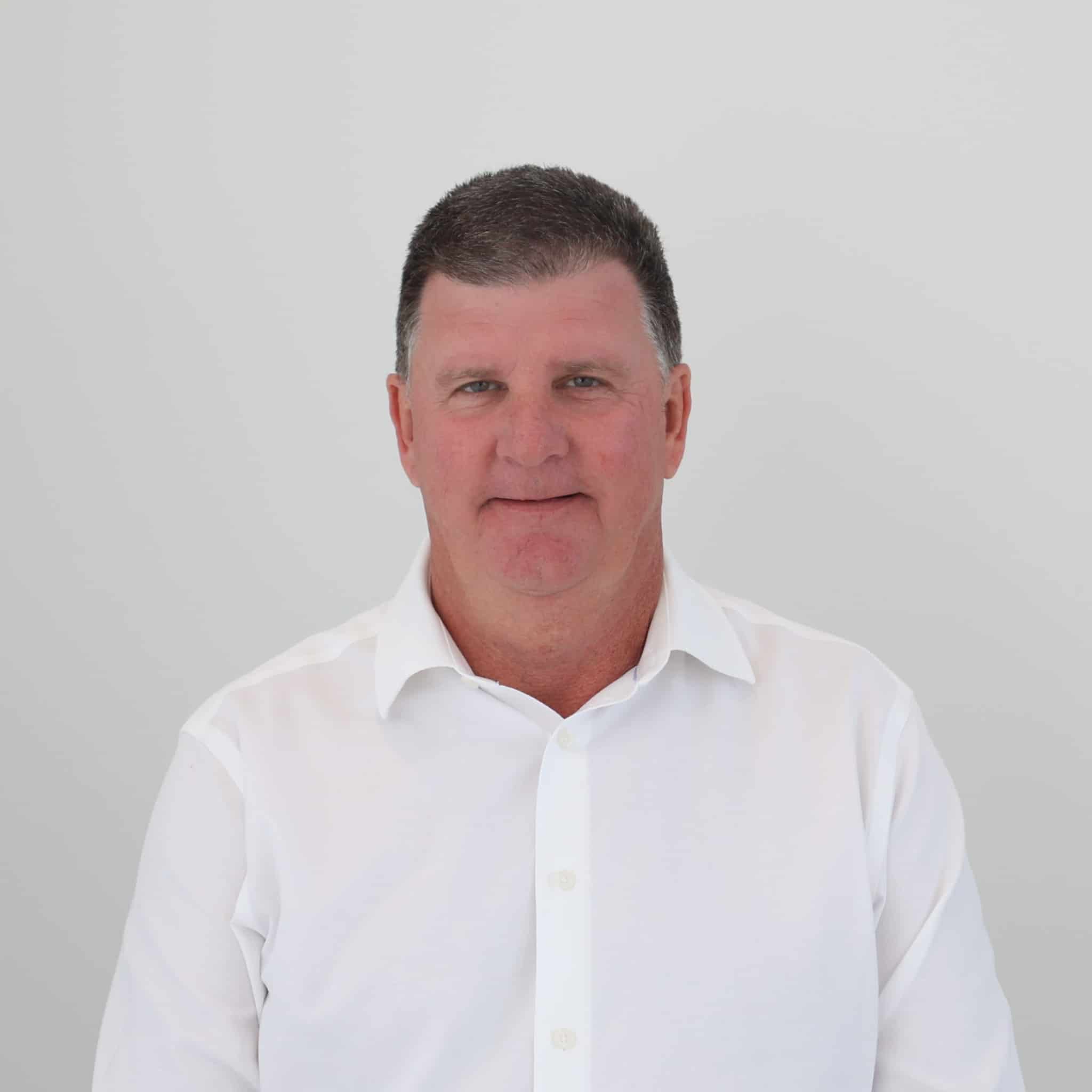 Barry Thompson Headshot (1)