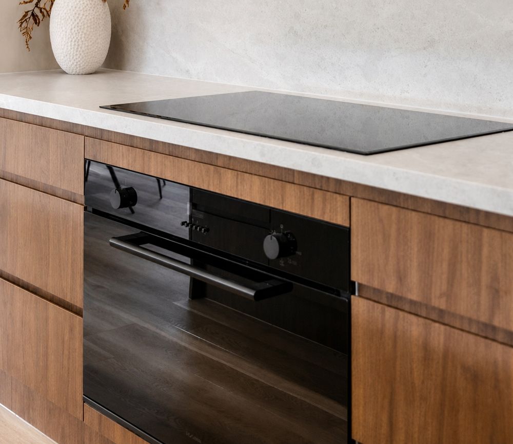 900mm Artusi oven and cooktop